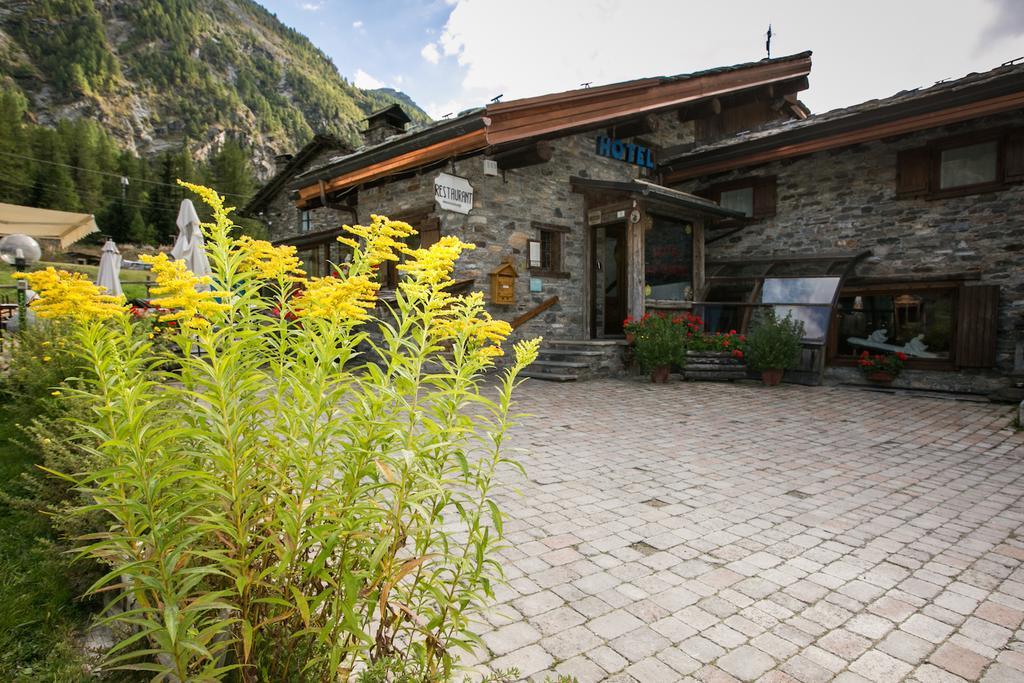 Hotel Restaurant La Barme 코네 외부 사진