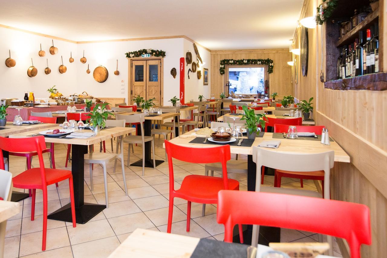 Hotel Restaurant La Barme 코네 외부 사진